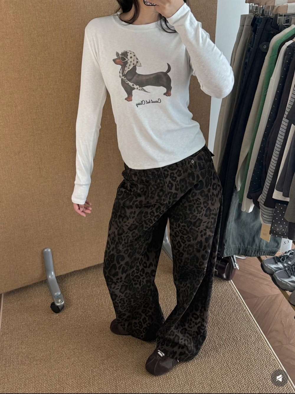 Korean White Long-Sleeve Graphic Tee - Dachshund Design